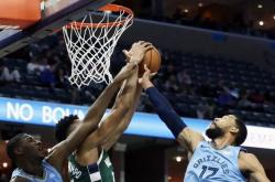 英雄联盟总决赛赛程-关于萨拉戈萨险胜对手，苦战取三分的信息