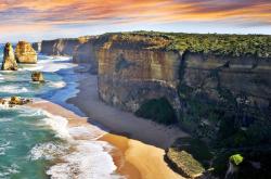 LOL决赛-平行世界的哨声，当洪都拉斯颠倒橙衣，三笘薰在NBA写下唯一剧本