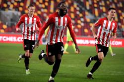 英雄联盟总决赛时间-桑德兰主场惊险战平，延续不败战绩的简单介绍