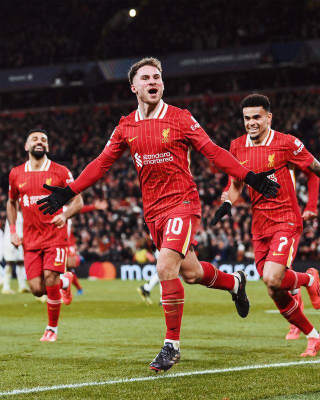 包含欧冠联赛：利物浦队在比赛中力克意甲劲旅罗马队！的词条