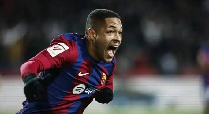 巴萨天才球员进入低谷，重返巅峰困难重重的简单介绍