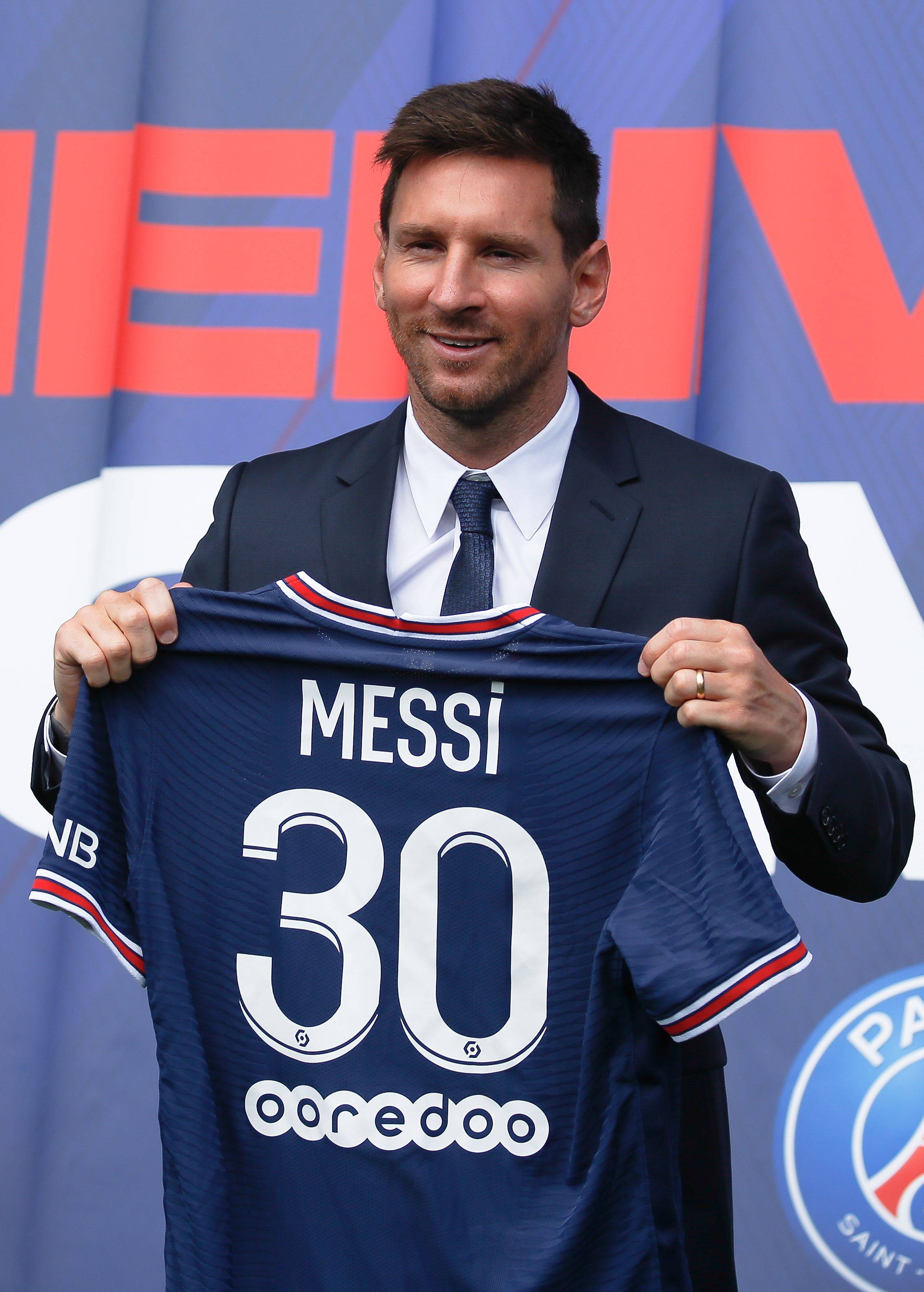 梅西率队大胜：巴黎圣日耳曼-横扫对手的简单介绍