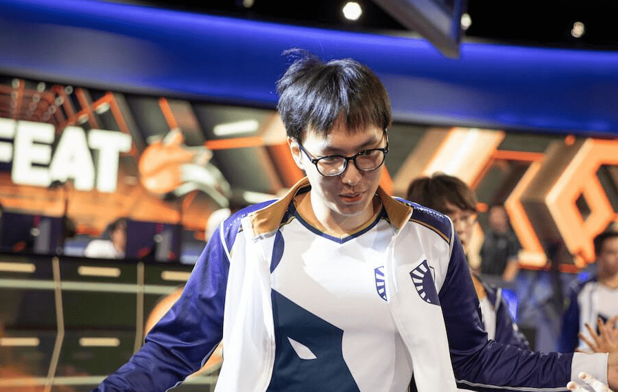 技术流与激情碰撞，S赛决赛再创新高的简单介绍