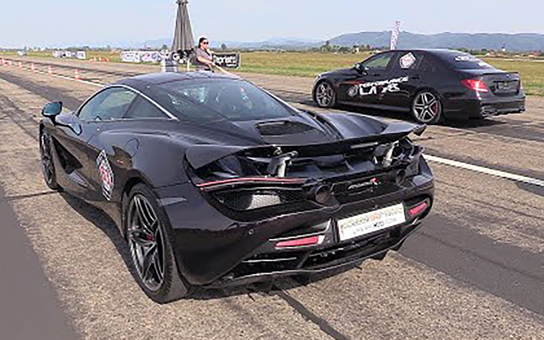 包含迈凯伦轻取梅赛德斯，周冠宇状态火热的词条