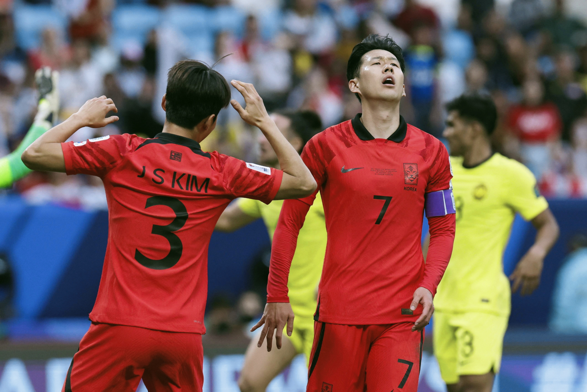 韩国队在亚洲足球比赛中战胜对手 韩国队在亚洲足球比赛中战胜对手