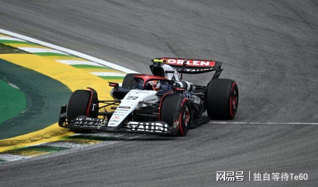 红牛二队碾压梅赛德斯,诺里斯扛起全队 红牛二队碾压梅赛德斯,诺里斯扛起全队