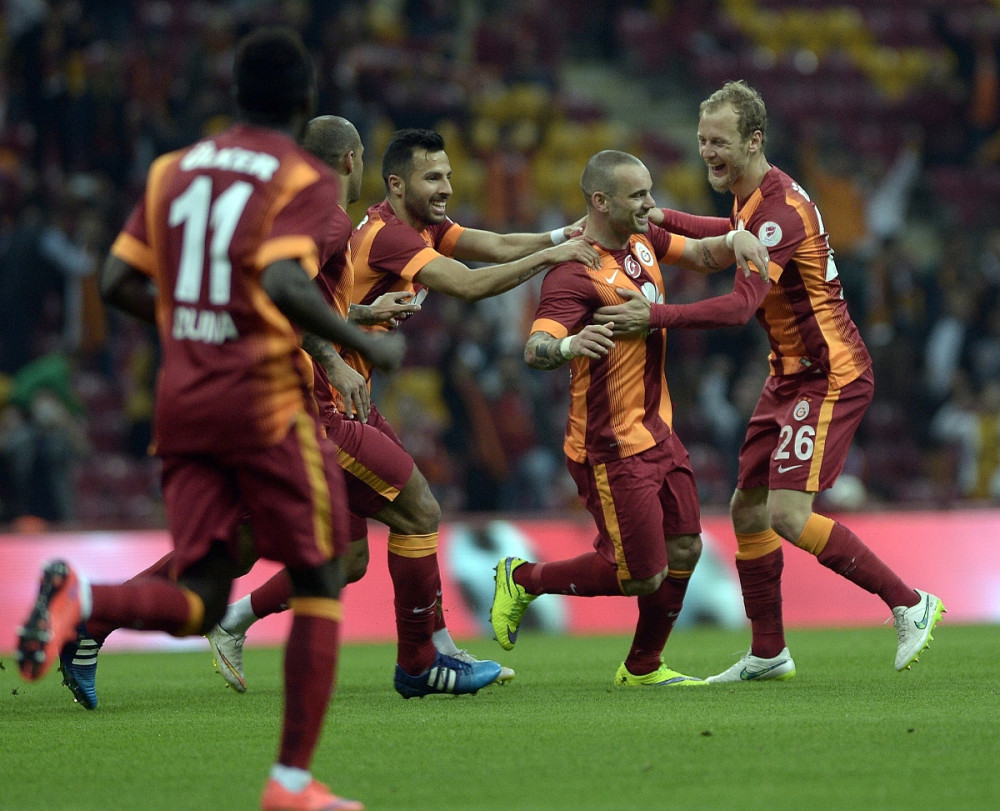 阿尔克马尔客场战平，积分维持不变