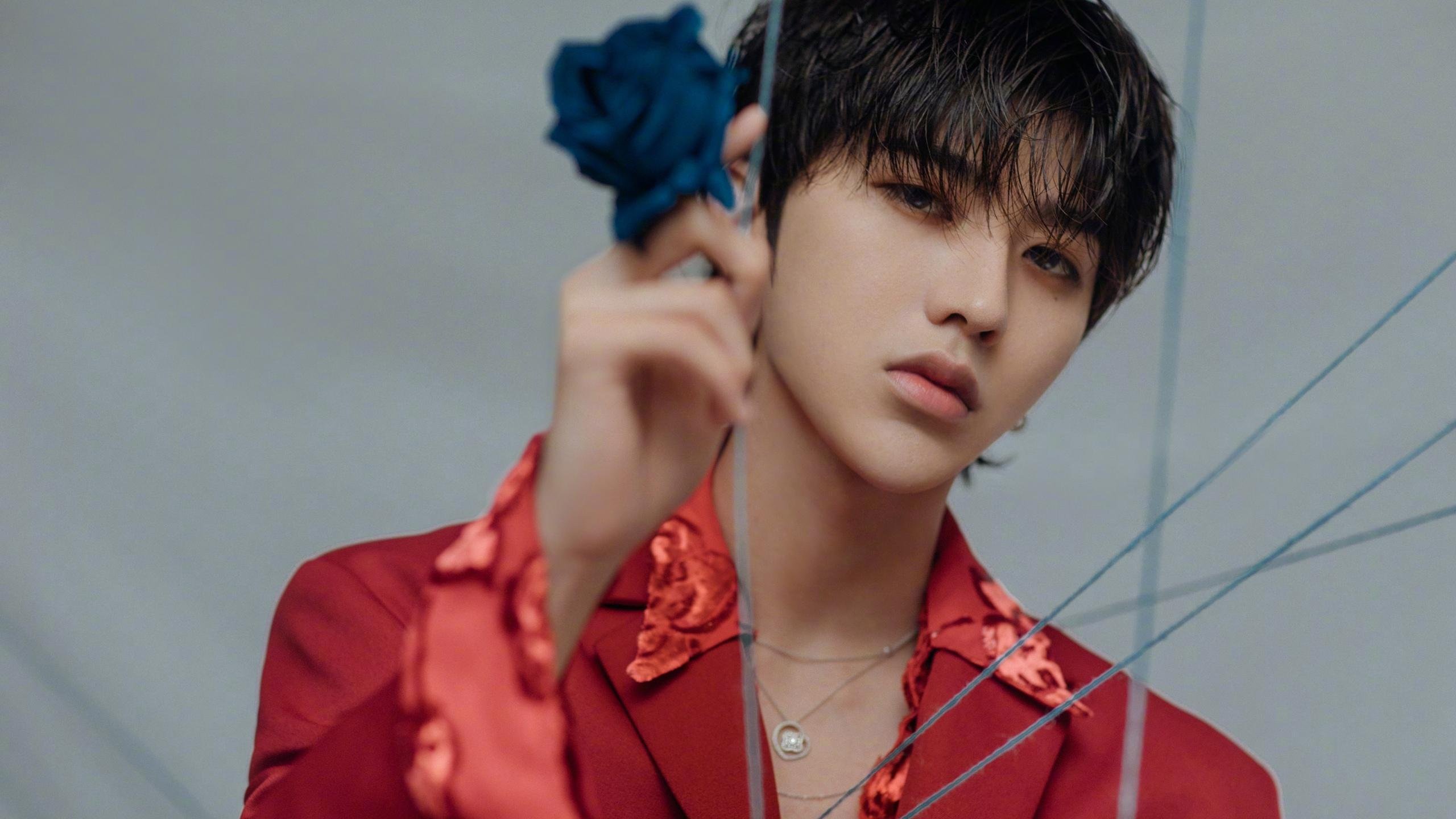 希腊神话降临赛场,费城钢骨翻越鹰巢,季后赛最疯狂的一夜