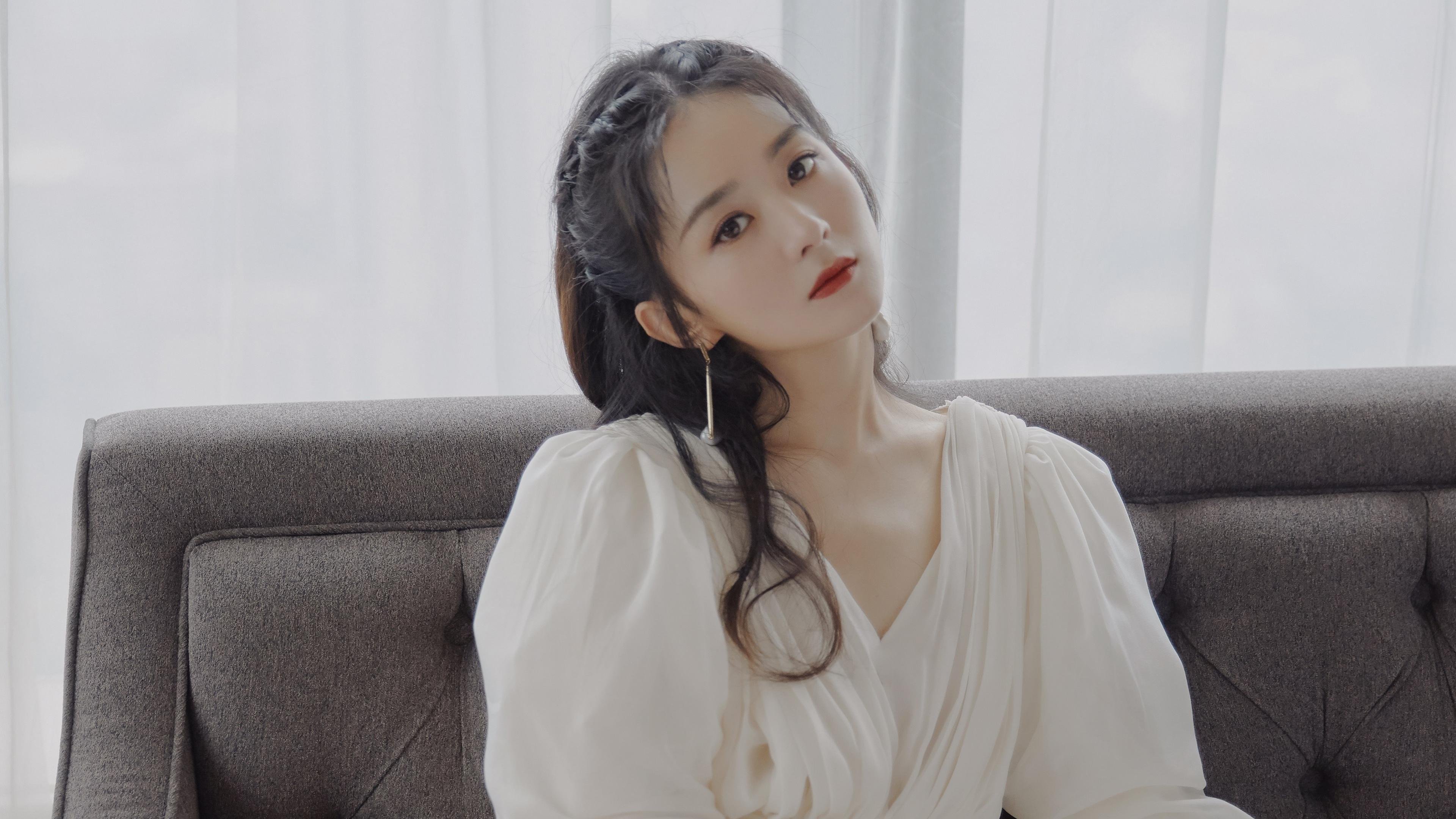 蓝鹰展翅征服丹麦，布鲁诺一己之力定乾坤