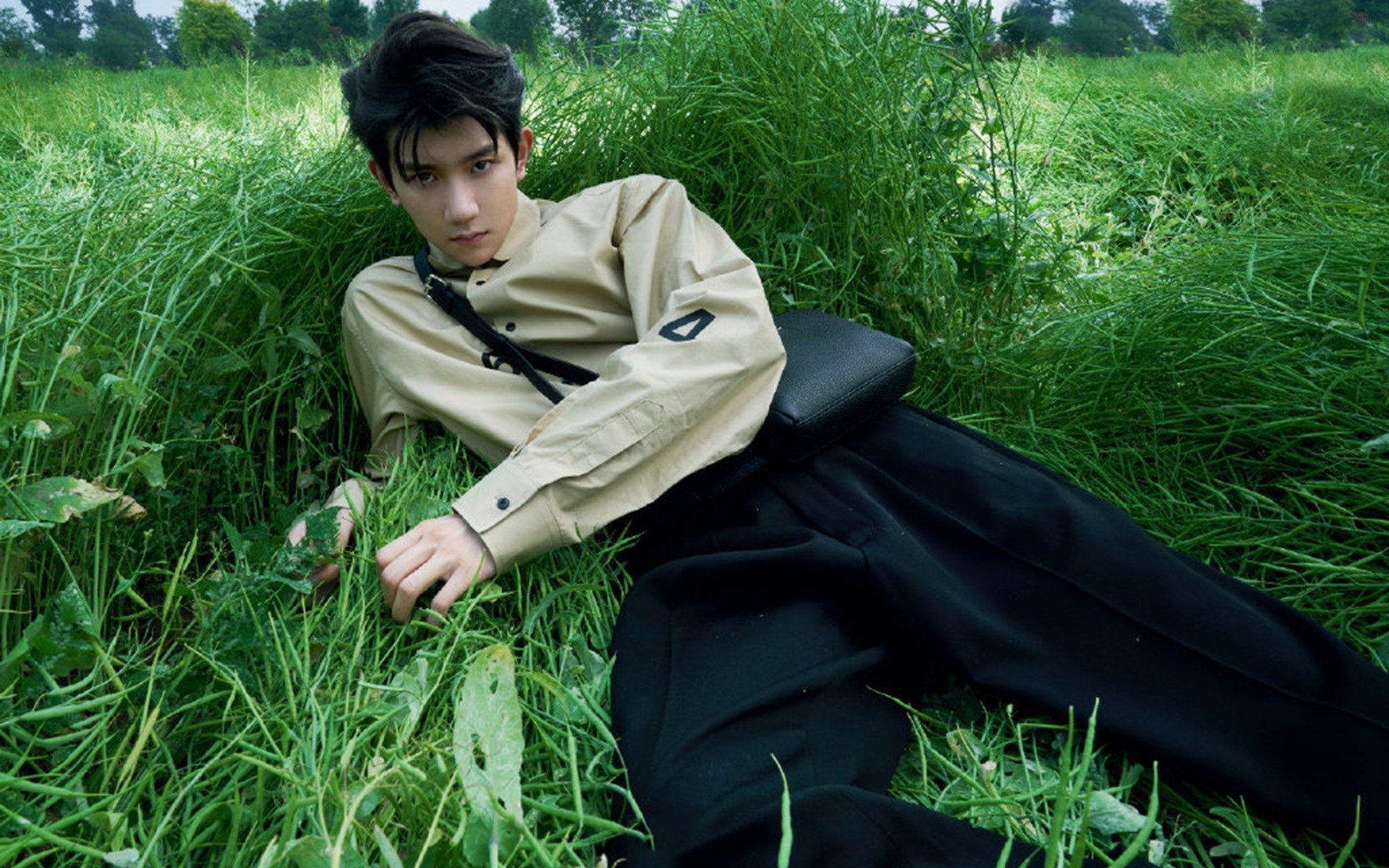 当罗马的城墙倒下,三笘薰在废墟上起舞