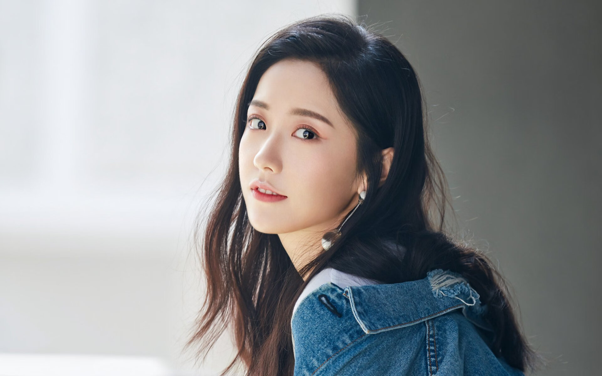 单核驱动，从三笘薰的利刃到智利队的铁蹄，胜利的极致简化公式